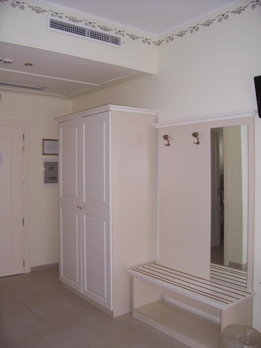 Hotel Madonna Delle Grazie Ceglie Messapica Zimmer foto
