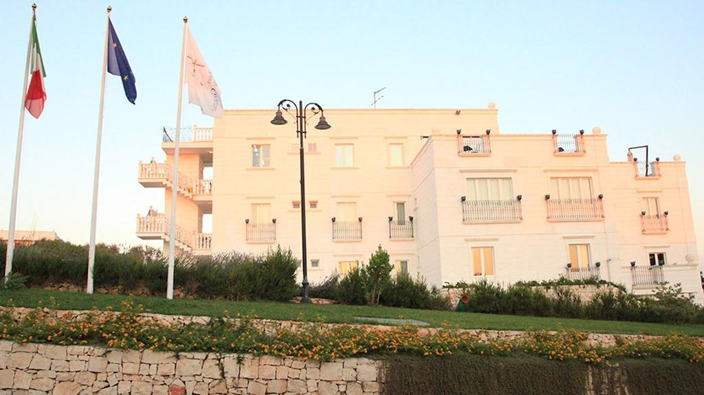 Hotel Madonna Delle Grazie Ceglie Messapica Exterior foto